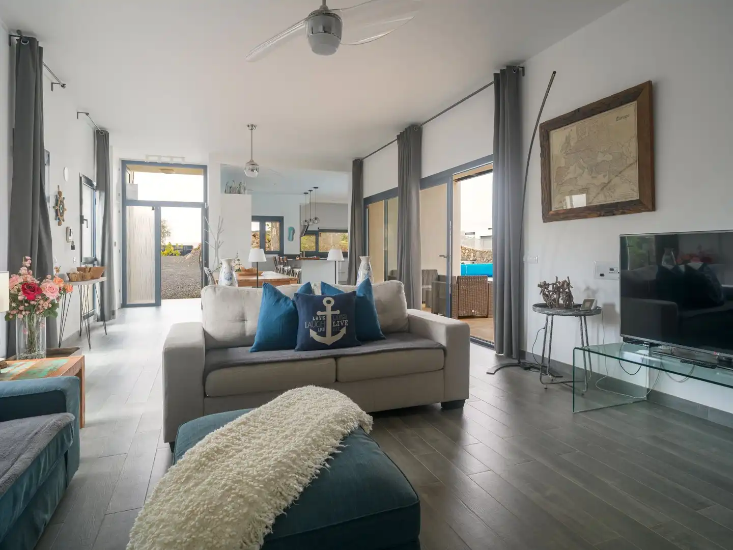 Sala de estar de Casa o chalet en venta en La Oliva con Jardín privado, Terraza y Trastero