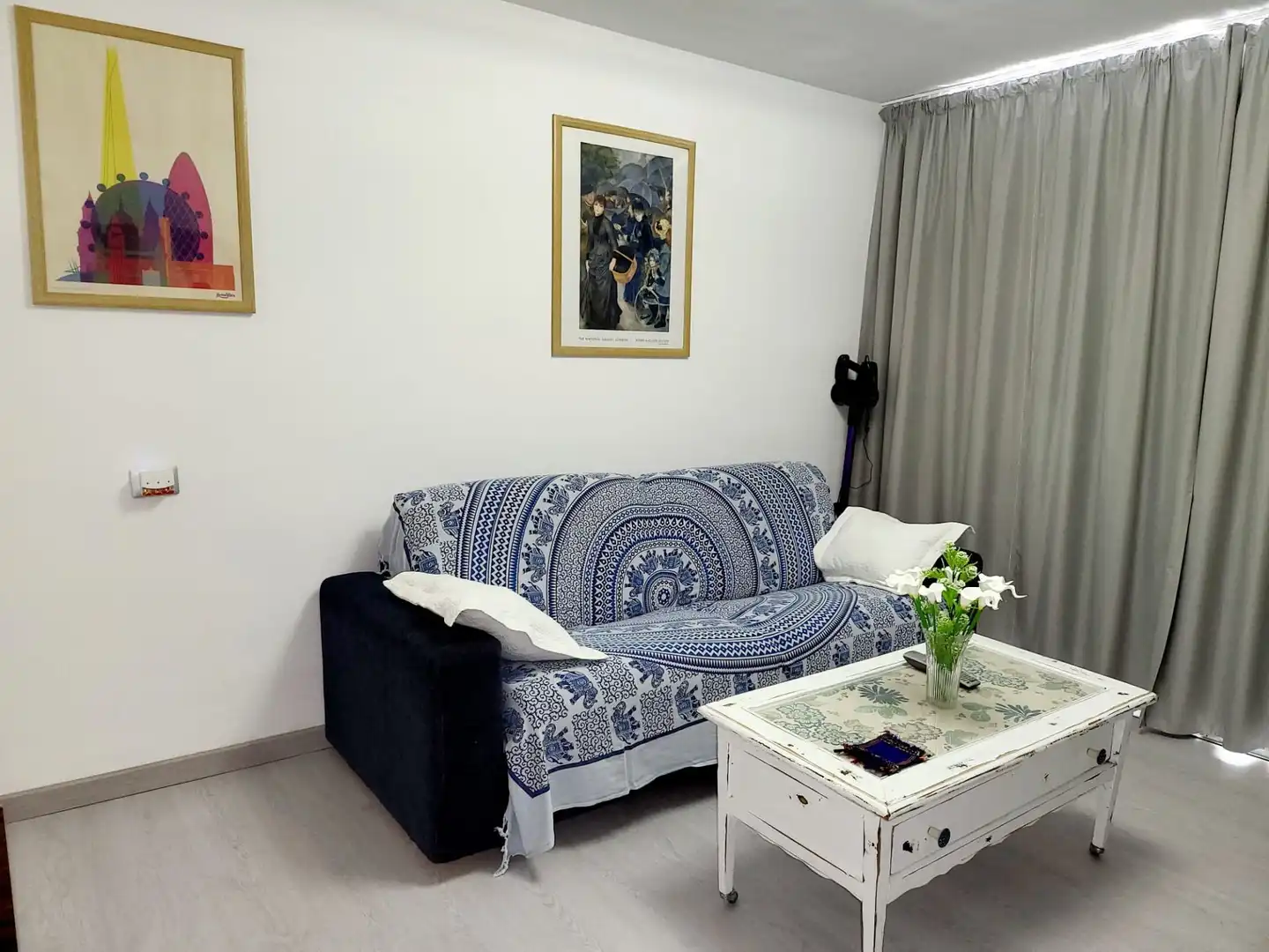 Sala d'estar de Estudi en venda en Arona amb Moblat i Piscina comunitària