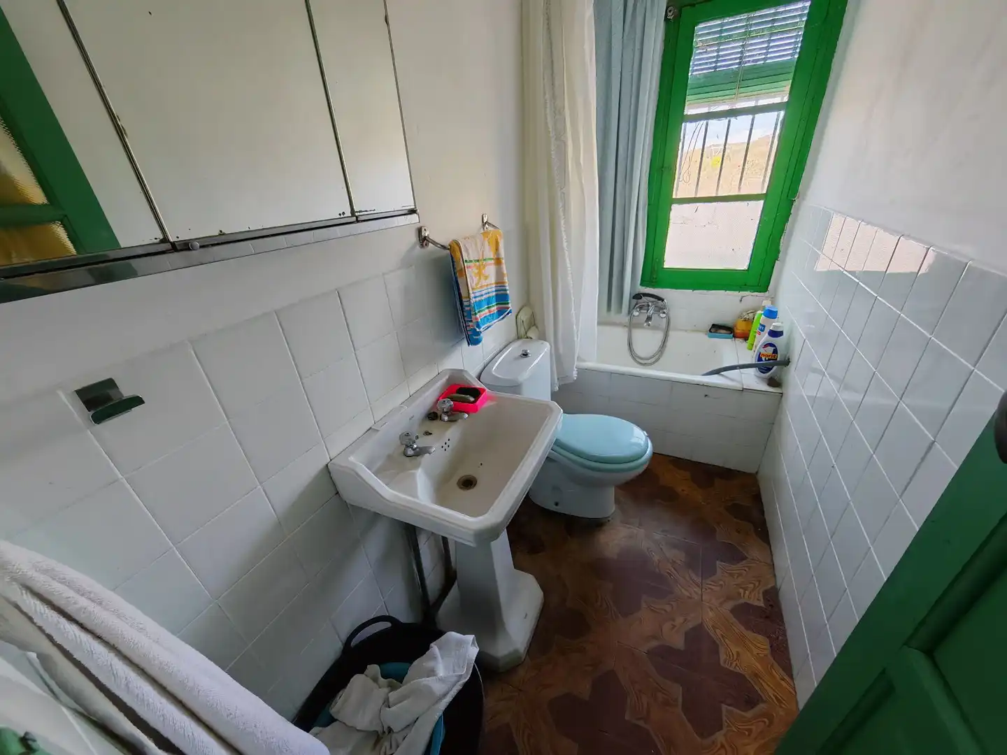 Bathroom of Houses for sale in Castropodame  with Private garden and Storage room