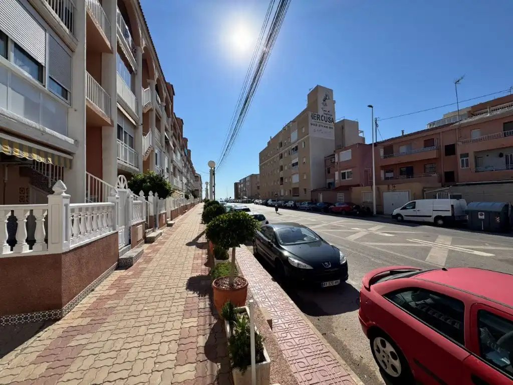 Exterior view of Flat for sale in Torrevieja  with Furnished and Community pool