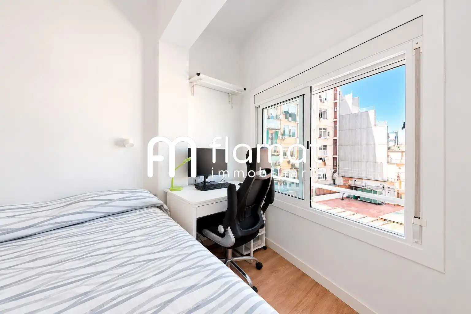 Flat with terrace for sale in Carrer de València, imagen 23