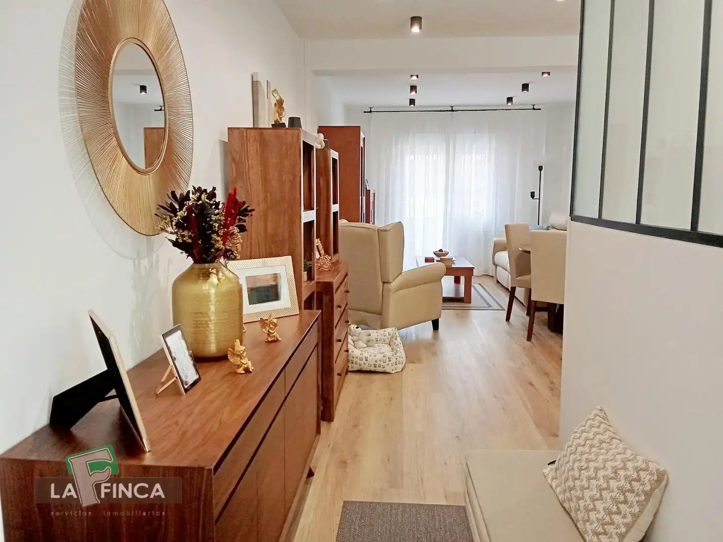 Sala de estar de Piso en venta en Oviedo  con Calefacción y Terraza