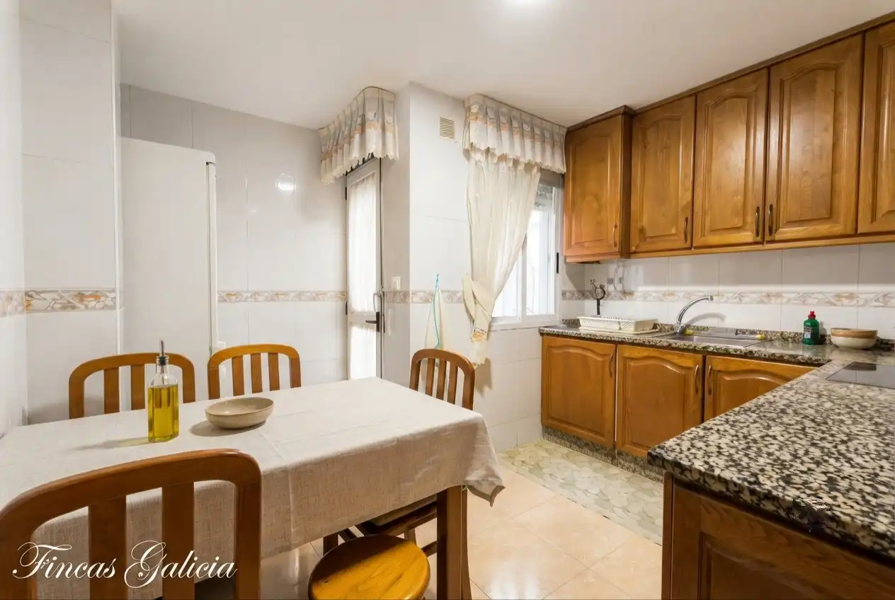 Flat for sale in Verín, imagen 3