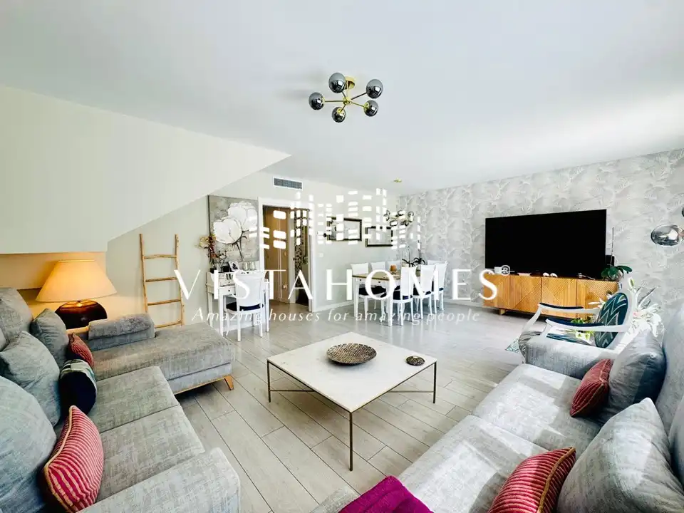 Wohnzimmer von Einfamilien-Reihenhaus zum Verkauf in San Agustín del Guadalix mit Klimaanlage, Heizung und Terrasse