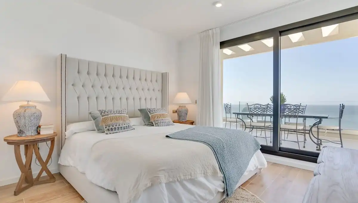 Habitación de Ático en venta en La Alcaidesa con Aire acondicionado, Calefacción y Jardín privado