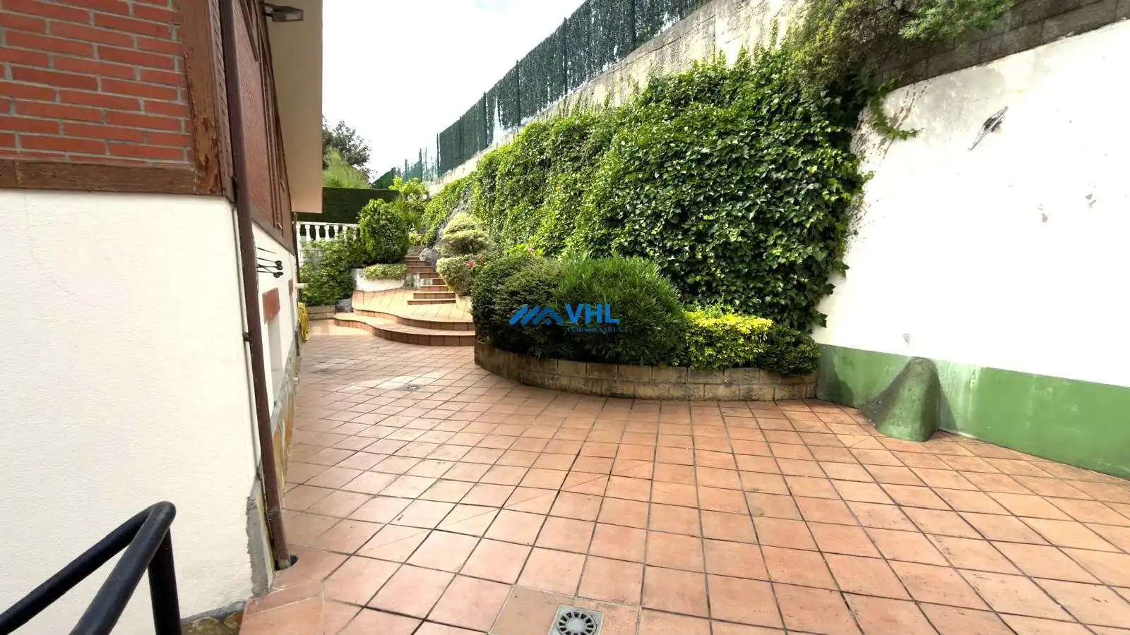Garden of Houses for sale in Castro-Urdiales  with Heating, Private garden and Balcony