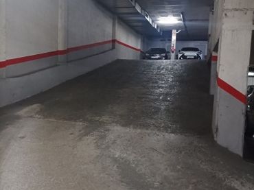 Individuel avec ascenseur à vendre à Carrer de Salvador Cruxent 11