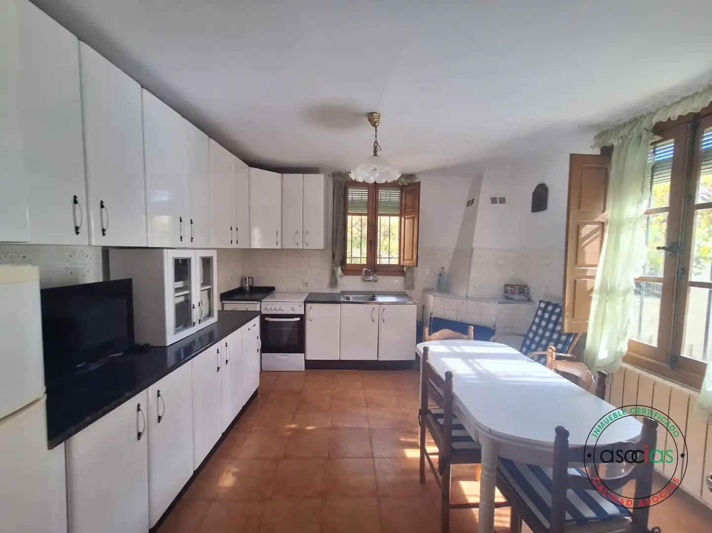 Cocina de Casa adosada en venta en Grajal de Campos con Calefacción, Jardín privado y Balcón