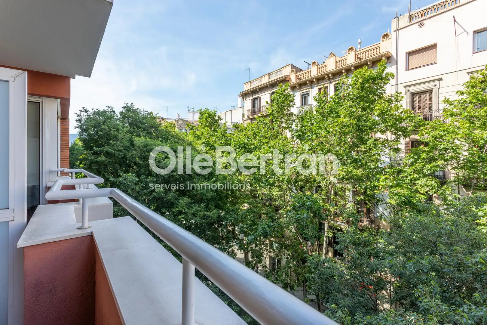 Terraza de Piso en venta en Barcelona con Calefacción y Balcón