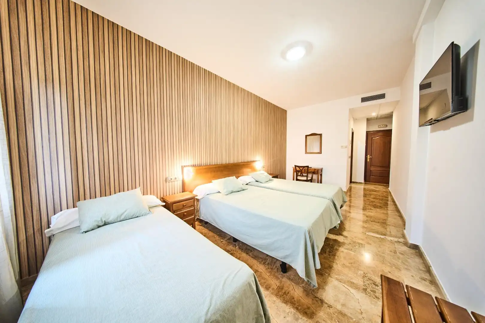 Bedroom of Buildings for sale in Quesada