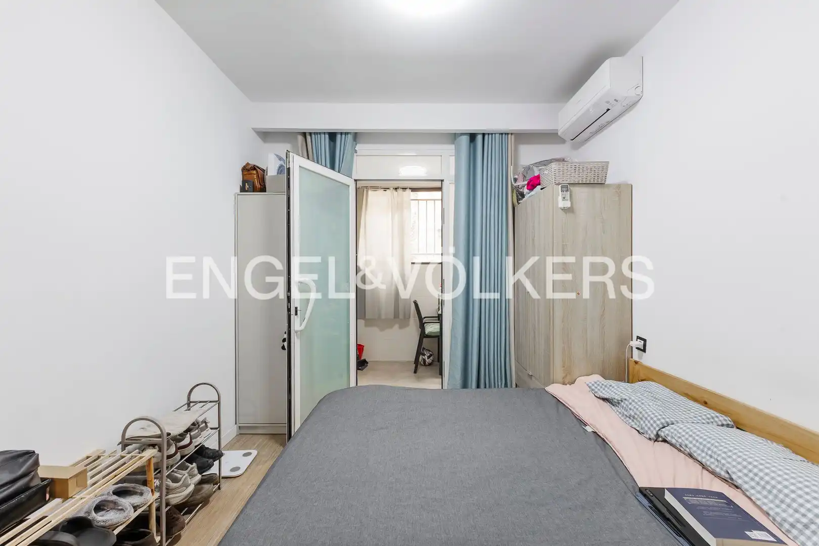 Dormitori de Casa o xalet en venda en Barcelona amb Aire condicionat, Calefacció i Terrassa