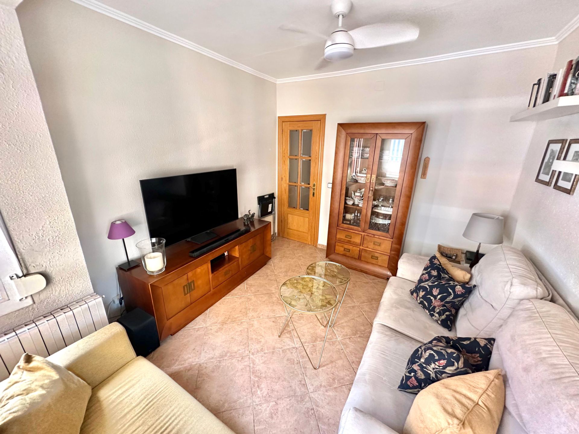 Living room of Flat for sale in Santa Coloma de Gramenet