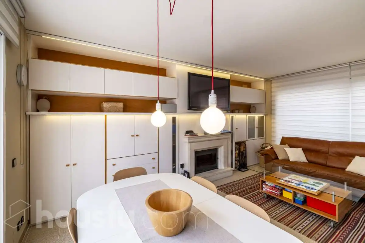 Sala de estar de Casa o chalet en venta en Barcelona con Aire acondicionado, Calefacción y Jardín privado