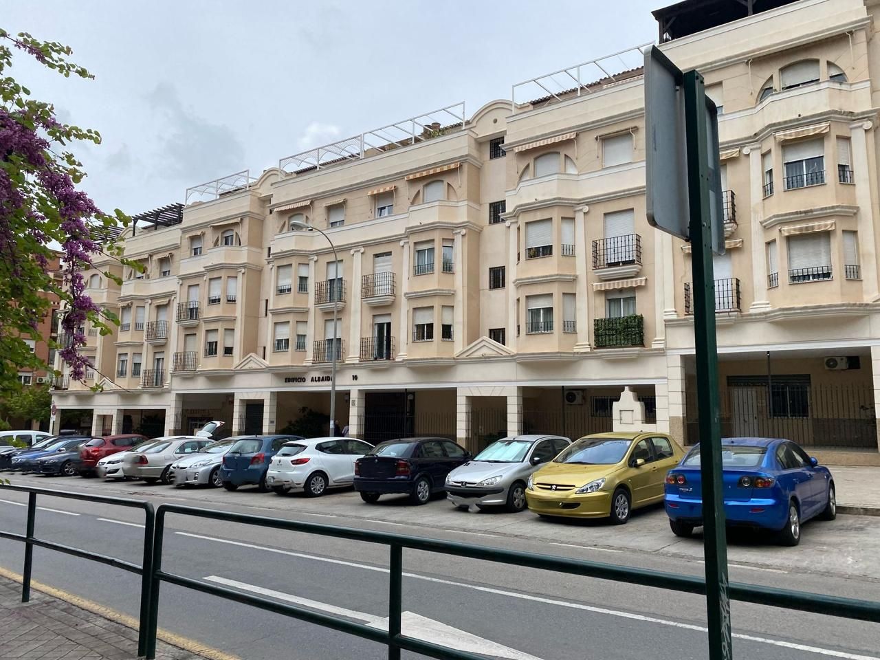 Vista exterior de Garatge en venda en  Granada Capital