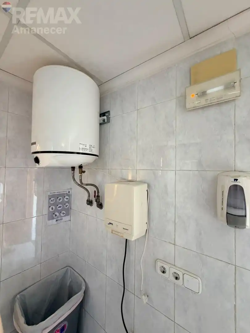 Baño de Nave industrial en venta en Castelló de Rugat, Valencia