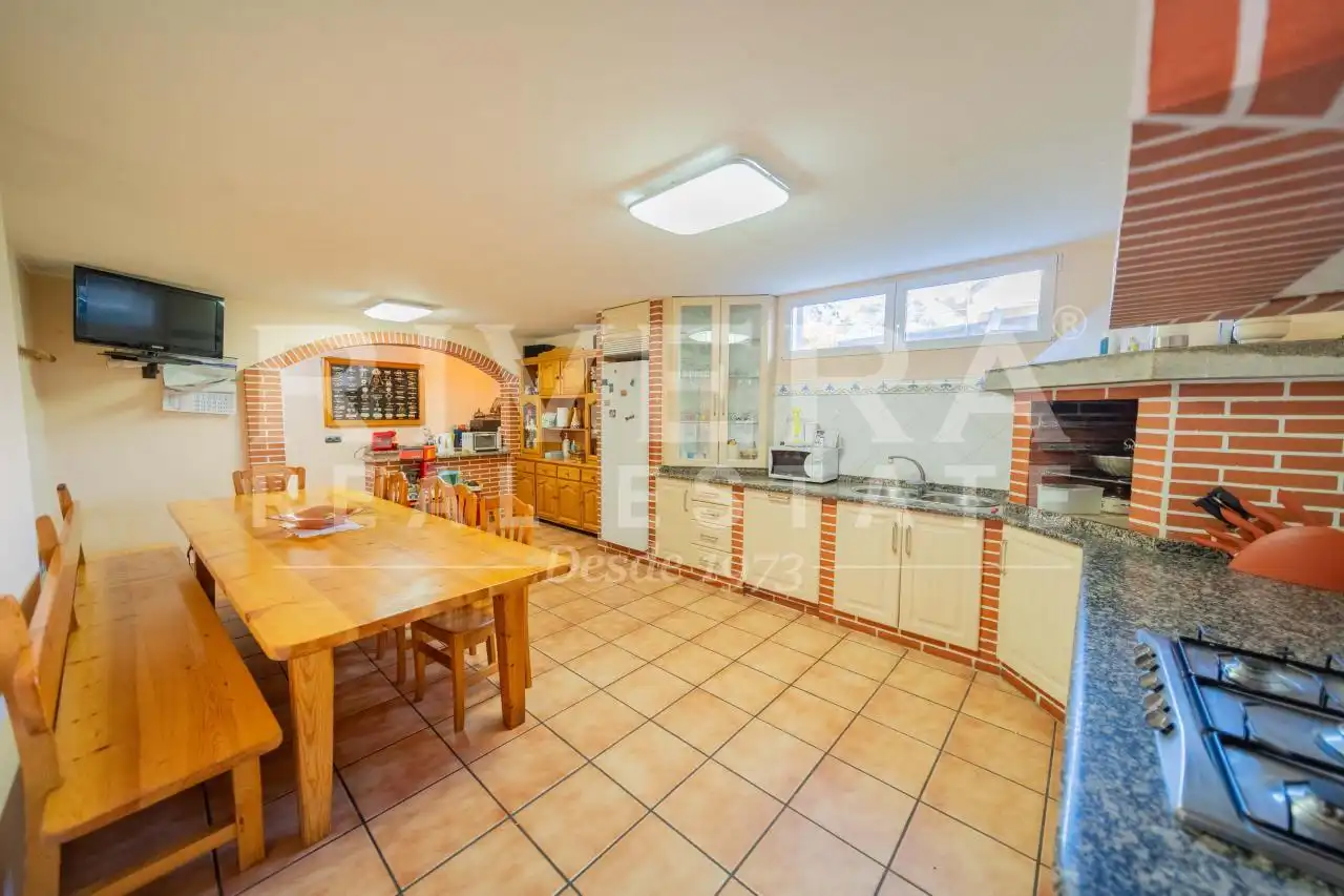 Cocina de Casa o chalet en venta en A Illa de Arousa  con Calefacción