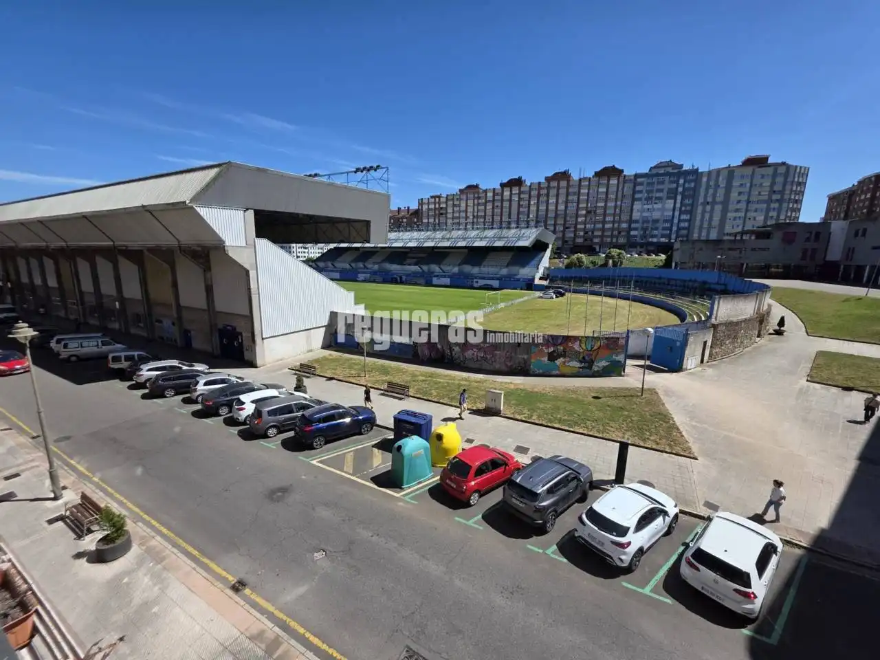 Parkplatz von Wohnungen zur Miete in Avilés mit Heizung, Terrasse und Möbliert