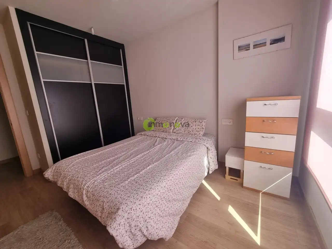 Habitación de Piso en venta en Cangas  con Calefacción y Trastero