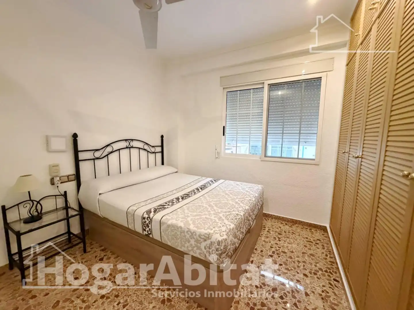 Bedroom of Flat for sale in Torrent  with Air Conditioner, Terrace and Furnished