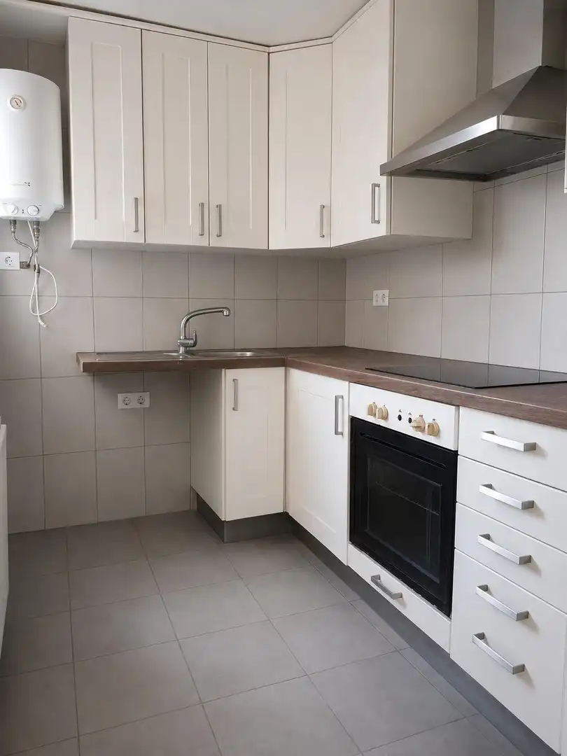 Cocina de Piso en venta en Santa Oliva con Calefacción, Balcón y Alarma