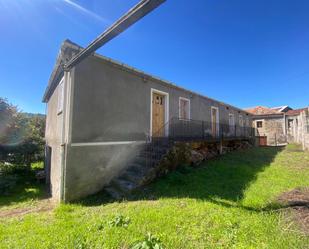 Vista exterior de Casa o xalet en venda en Boborás amb Jardí privat i Balcó