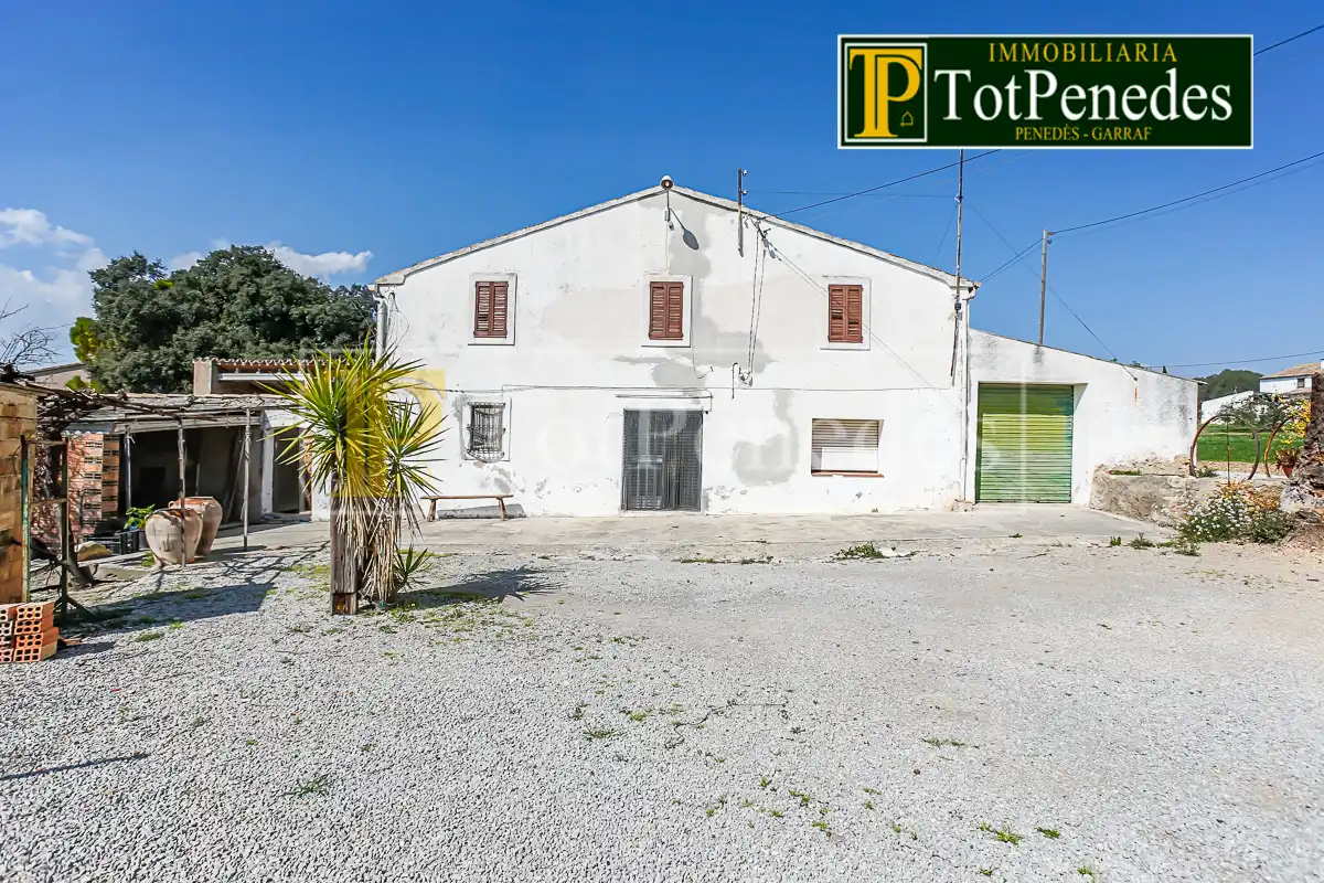 Vista exterior de Finca rústica en venta en Sant Martí Sarroca con Jardín privado, Trastero y Lavadora