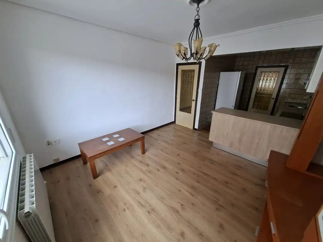 Sala de estar de Piso en venta en Abadiño  con Calefacción y Balcón