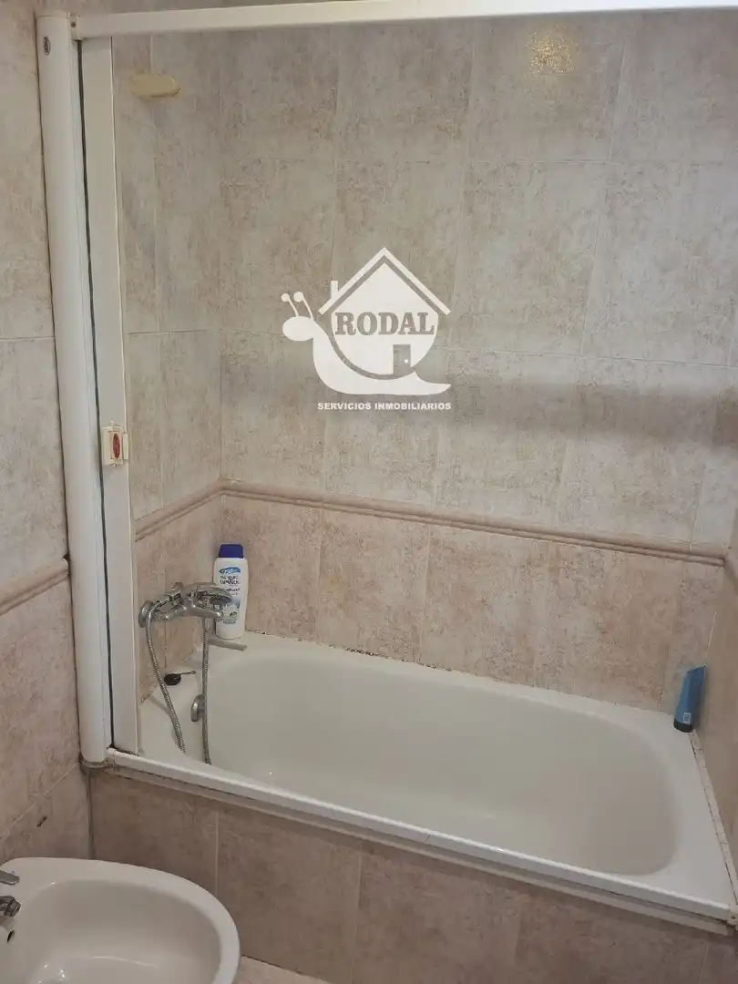 Baño de Piso en venta en Huércal de Almería con Aire acondicionado, Calefacción y Parquet