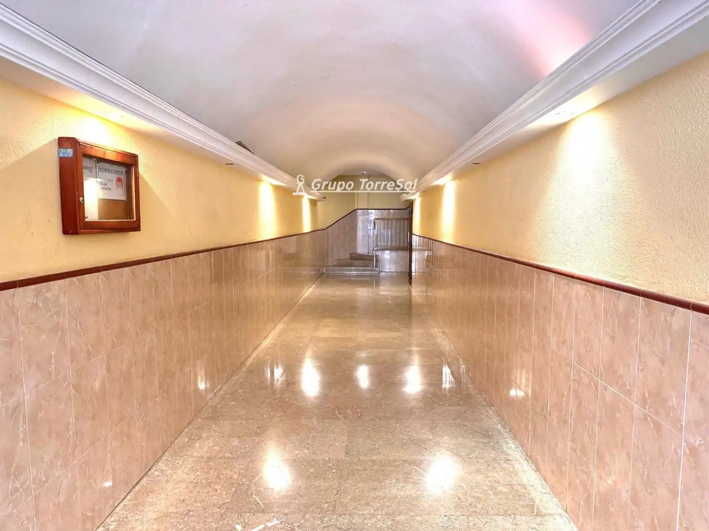 Pis en venda a CAMI VELL POBLA MONTORNES, Centre
