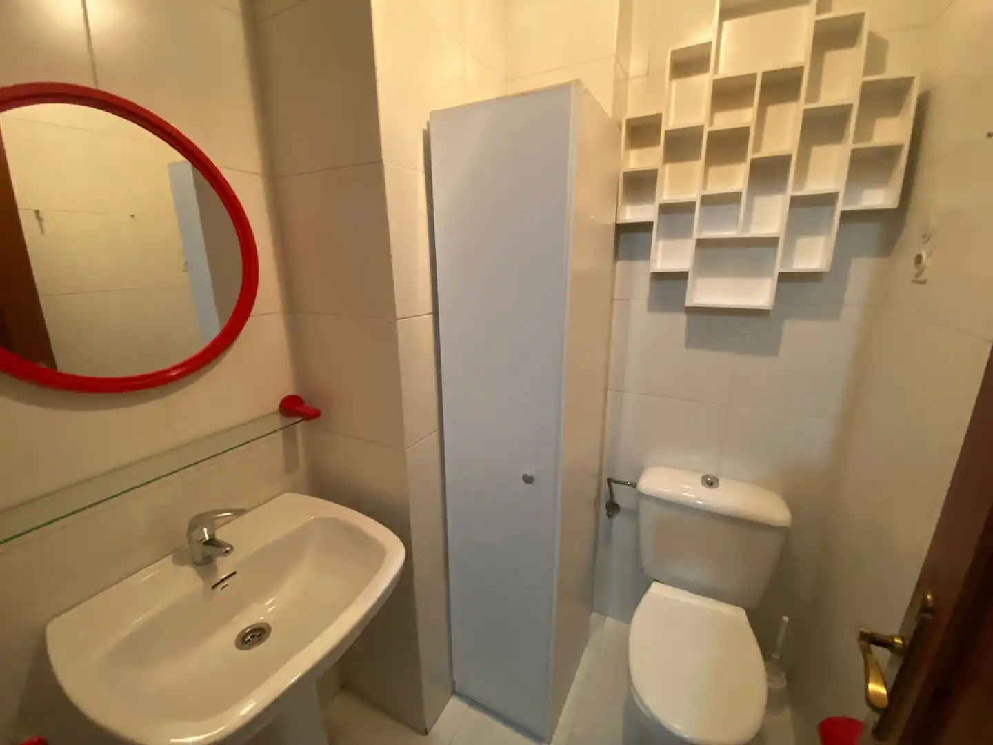 Badezimmer von Wohnung zur Miete in Burgos mit Möbliert