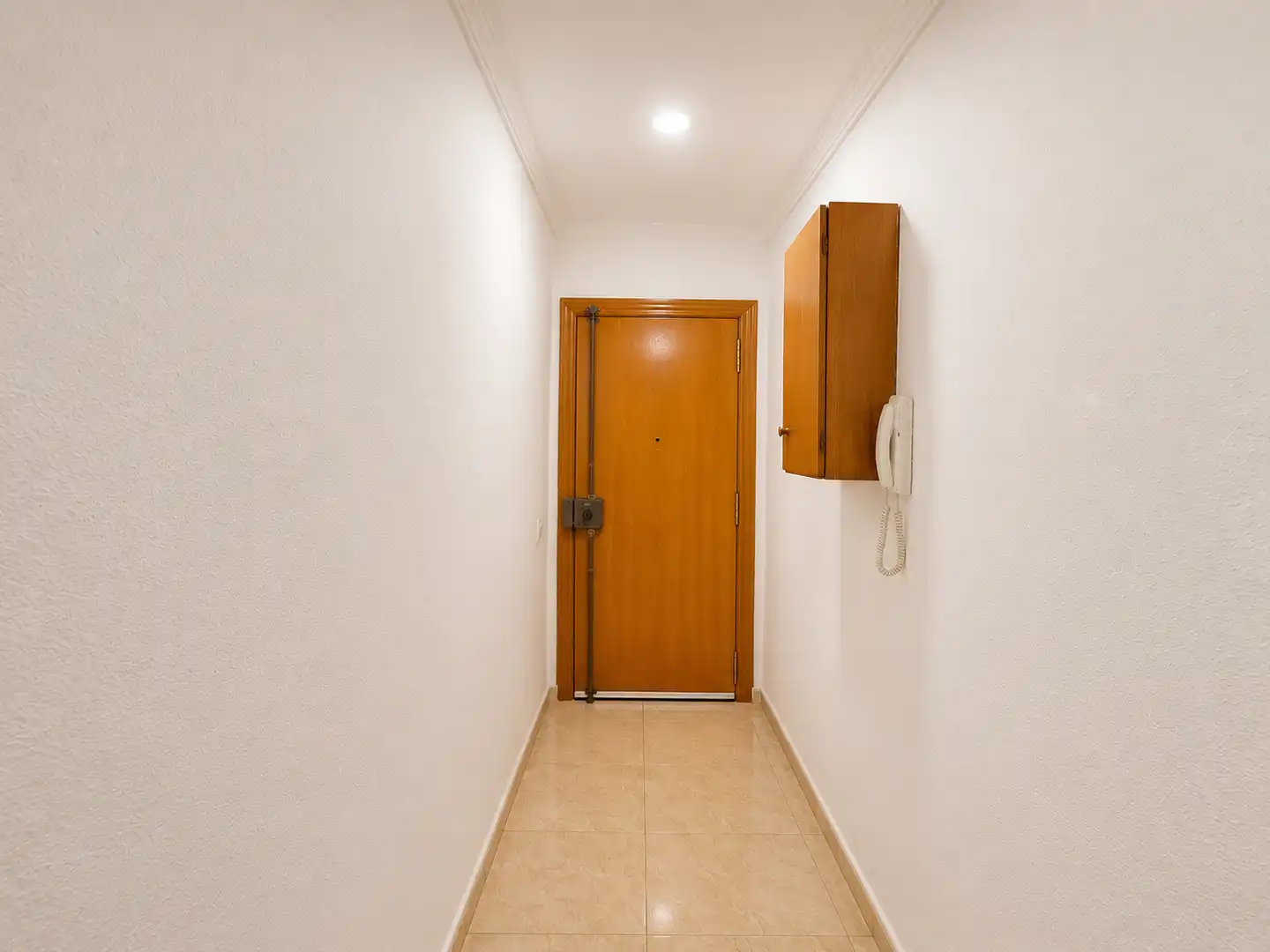 Flat for sale in Santa Coloma de Gramenet  with Air Conditioner, Heating and Washing machine