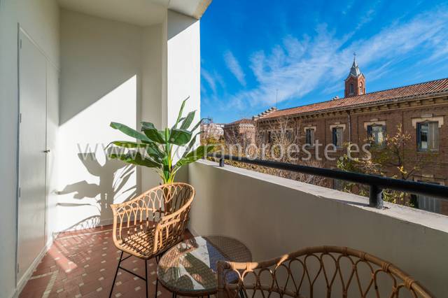 Piso en Venta en Calle de Alonso Cano en Almagro