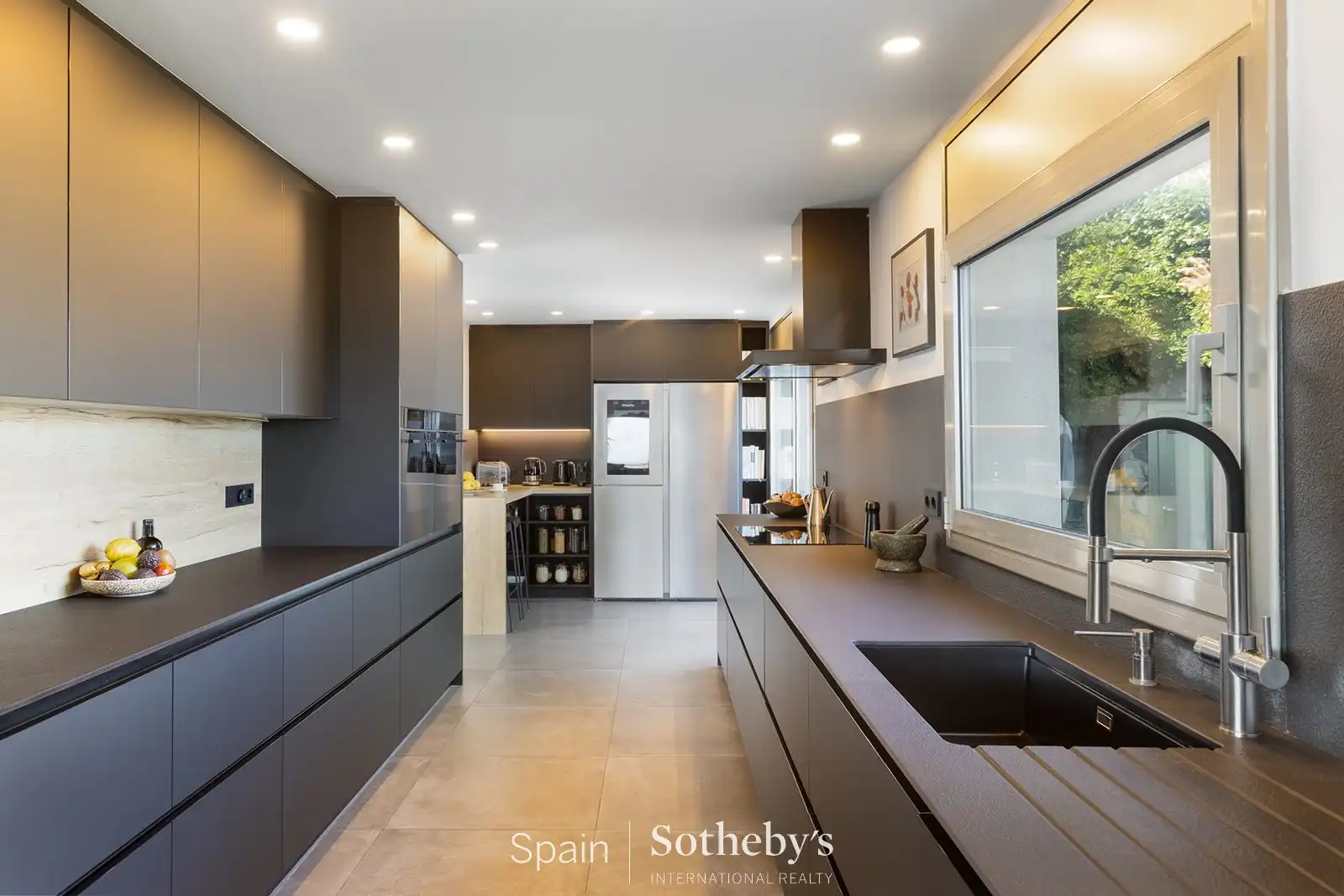 Cocina de Casa o chalet en venta en Tiana con Calefacción, Jardín privado y Terraza