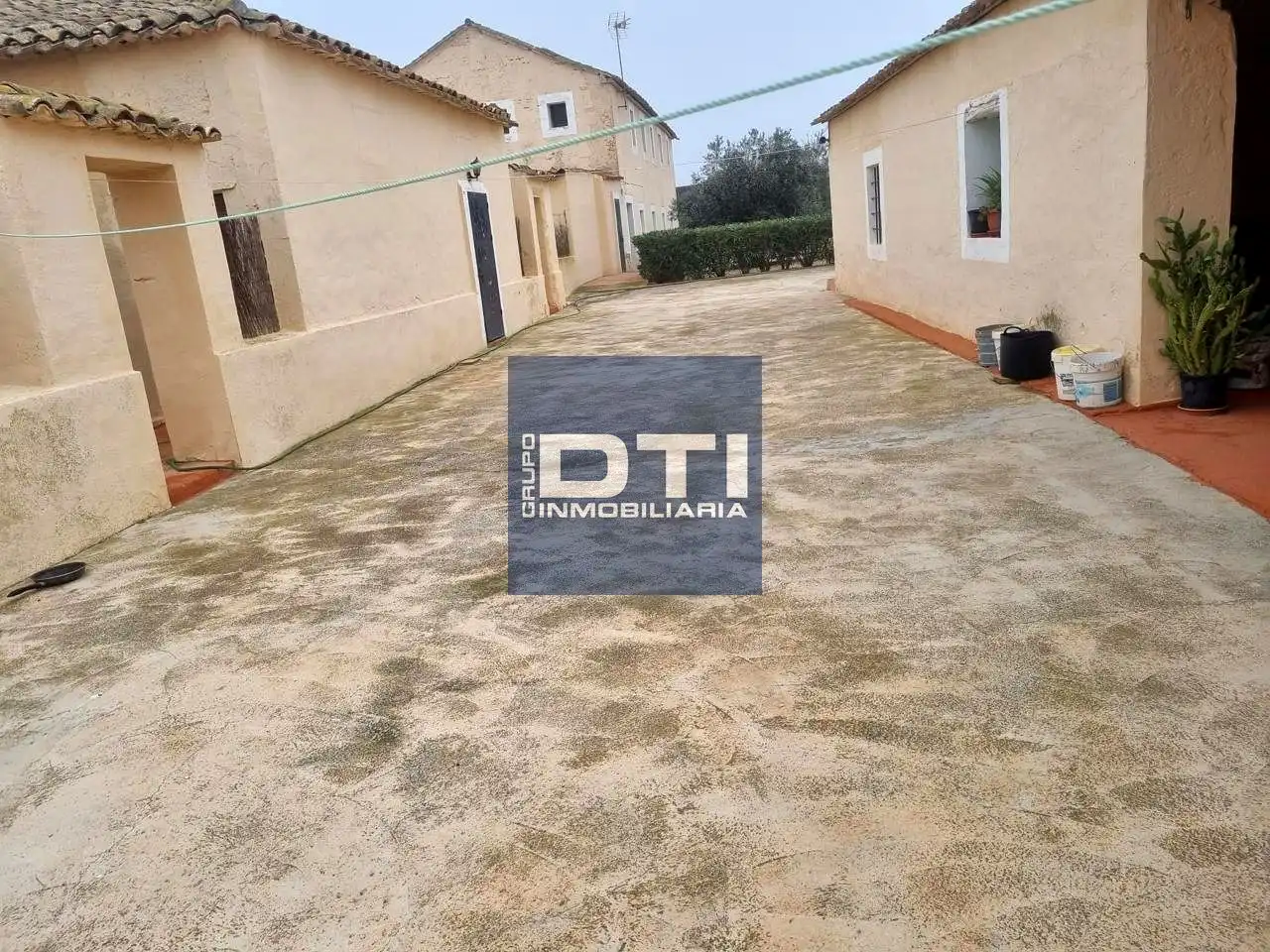 Vista exterior de Finca rústica en venta en Munera con Piscina y Piscina comunitaria