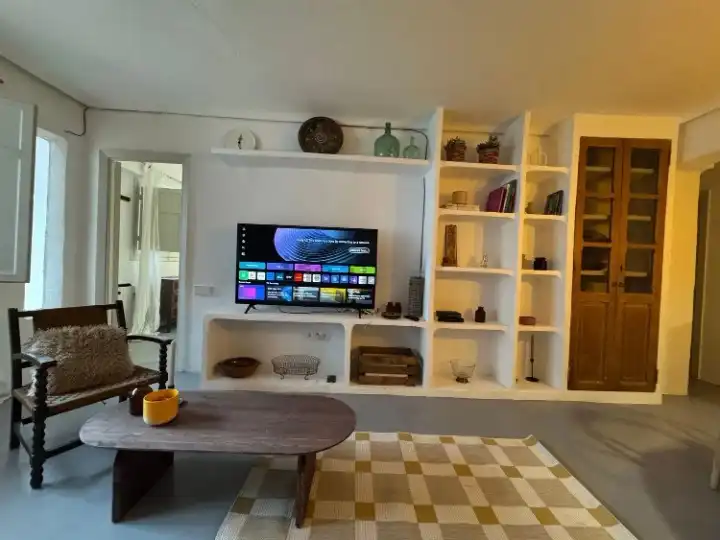 Wohnzimmer von Wohnung zur Miete in Valencia mit Klimaanlage, Heizung und Privatgarten