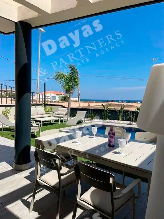 House with terrace for sale in Playa de los Locos, imagen 8