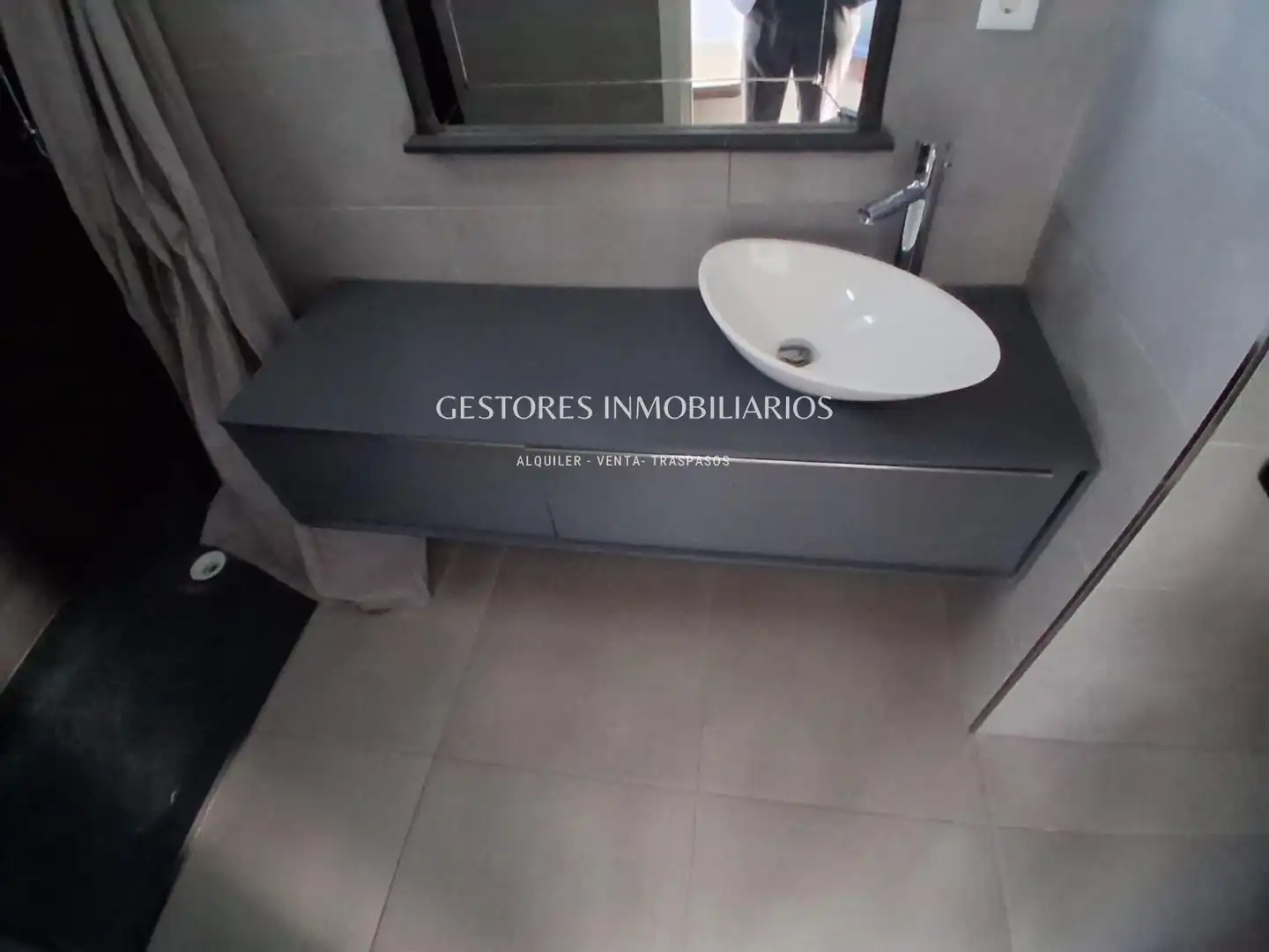 Bathroom of Flat for sale in Alcoy / Alcoi  with Heating