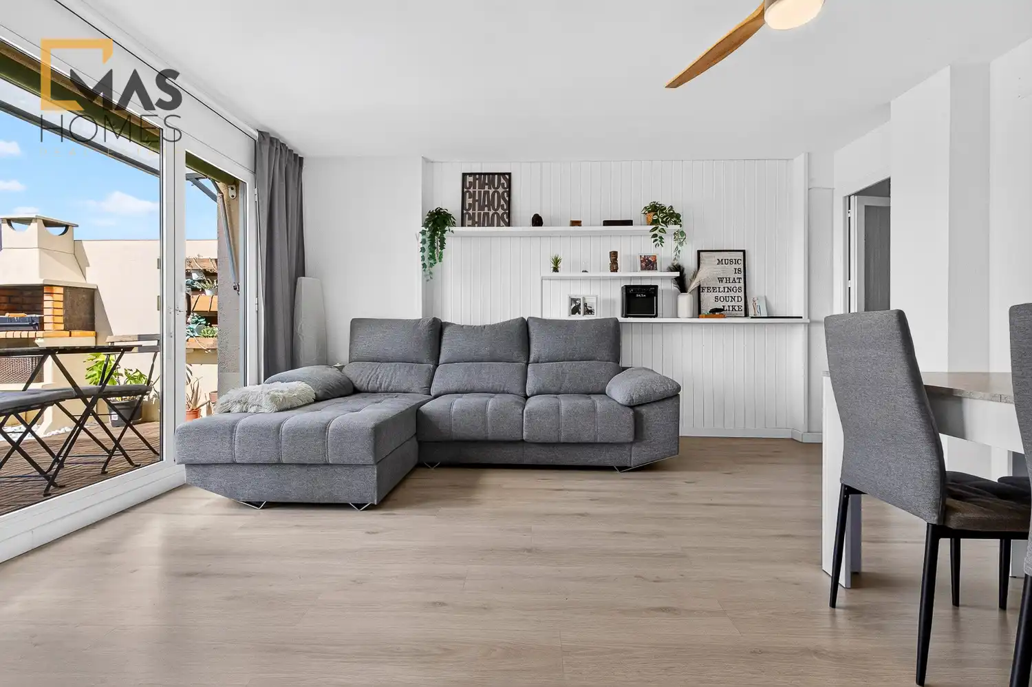 Sala d'estar de Àtic en venda en Terrassa amb Calefacció, Terrassa i Balcó
