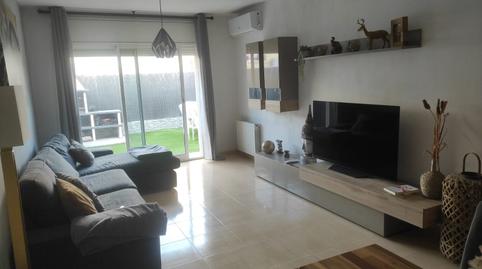 Foto 3 de Casa adosada en venda a Santa Maria - L'Eixample - Sud Sumella, Cubelles