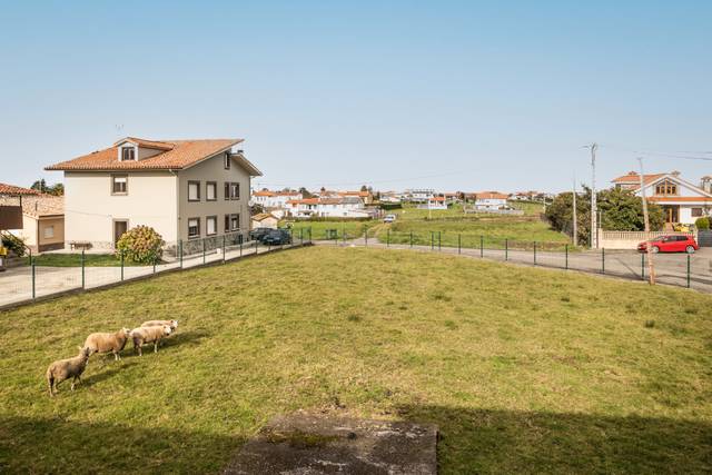 Terreno residencial en Venta en Barrio Carretera de Riego Arriba en Cudillero