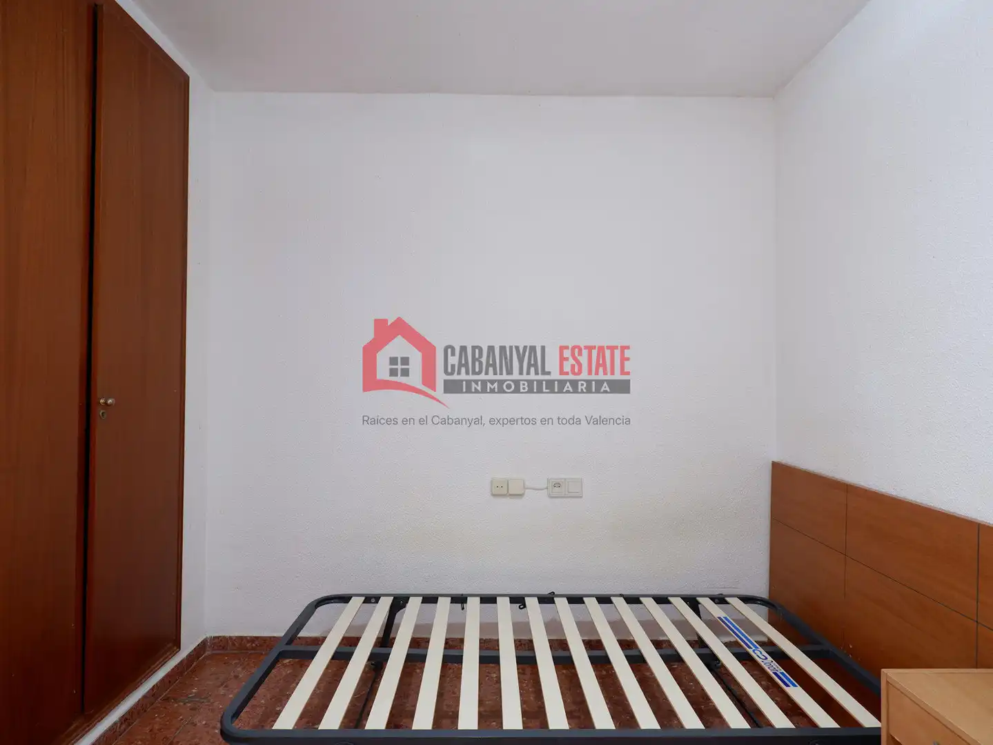 Schlafzimmer von Wohnungen zur Miete in Paterna mit Terrasse und Möbliert