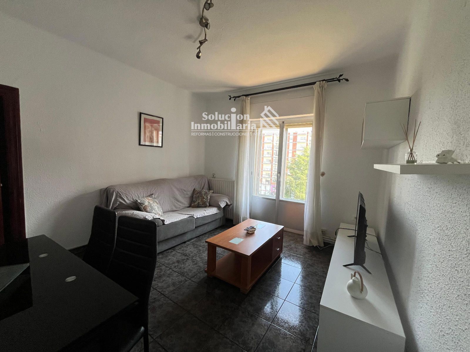 Living room of Flat to rent in Salamanca Capital  with Heating, Terrace and Furnished