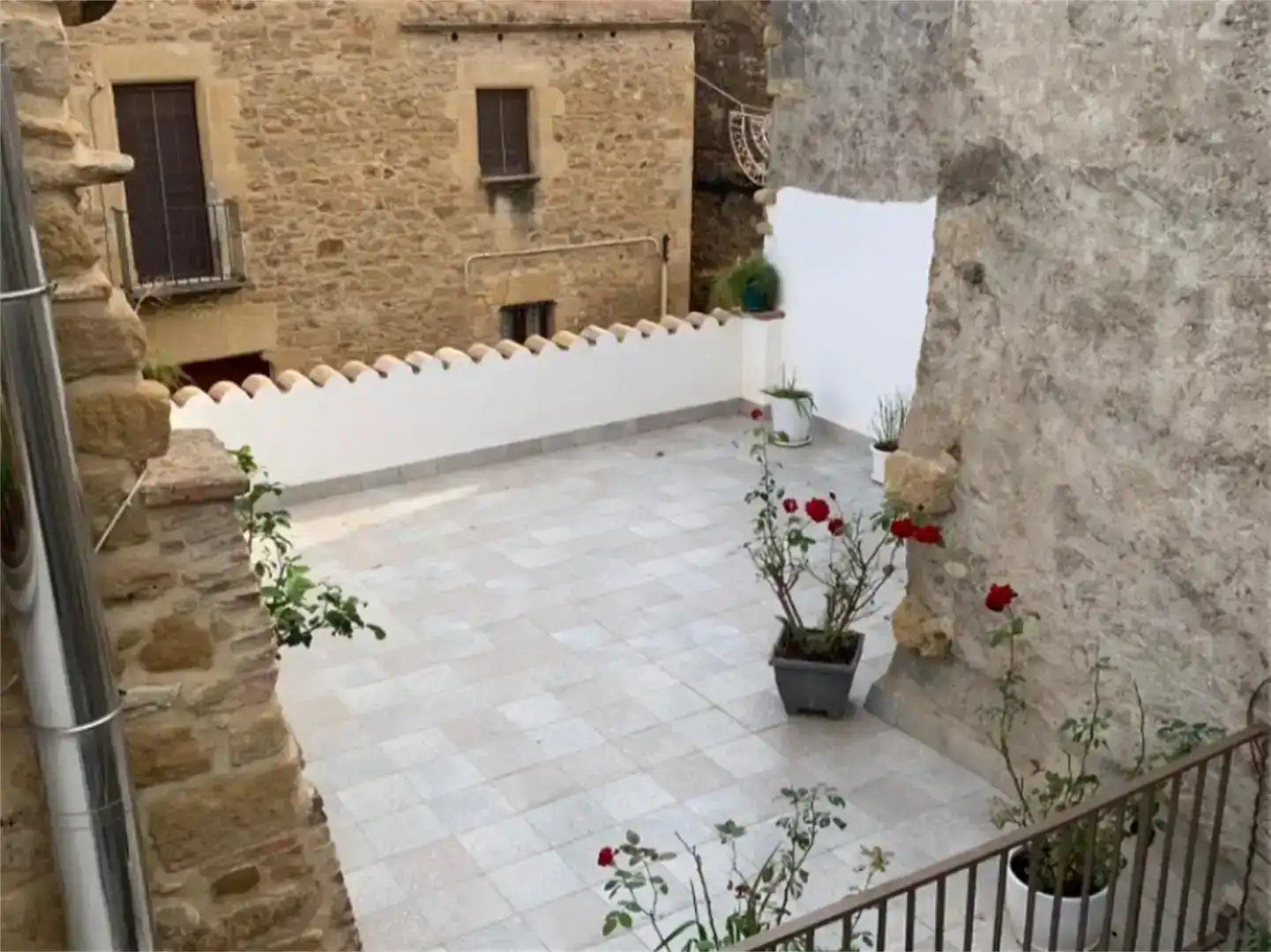Terraza de Casa adosada en venta en Forallac con Balcón