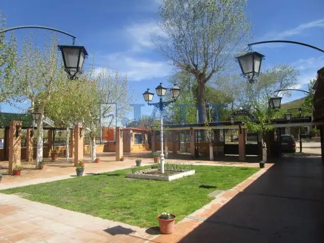 Local comercial en venta en Valdepeñas, imagen 2