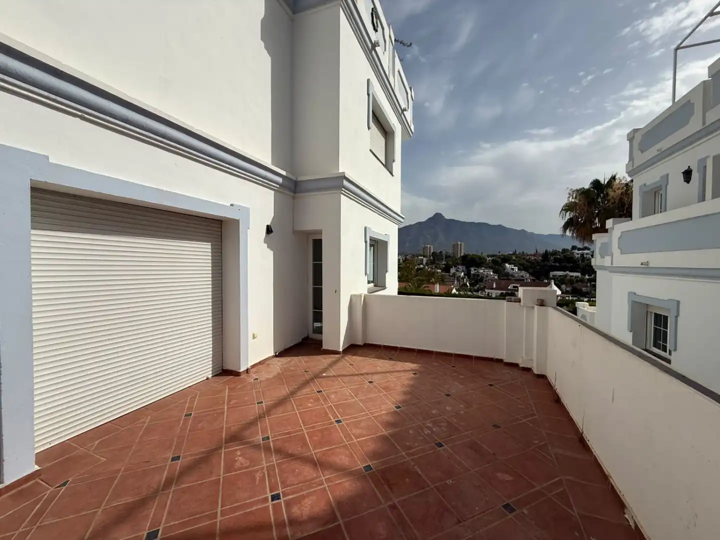 Terraza de Dúplex en venta en Marbella con Calefacción, Terraza y Piscina comunitaria