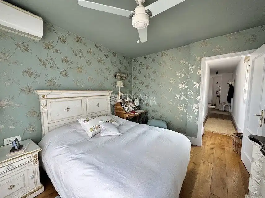 Bedroom of Attic for sale in Navajas  with Air Conditioner, Heating and Terrace