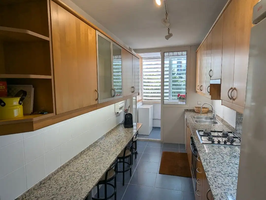 Flat with garden for sale in Carrer de Fructuós Gelabert 7, imagen 5