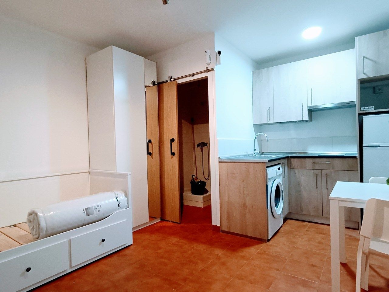 Bedroom of Study to rent in  Madrid Capital  with Furnished and Washing machine