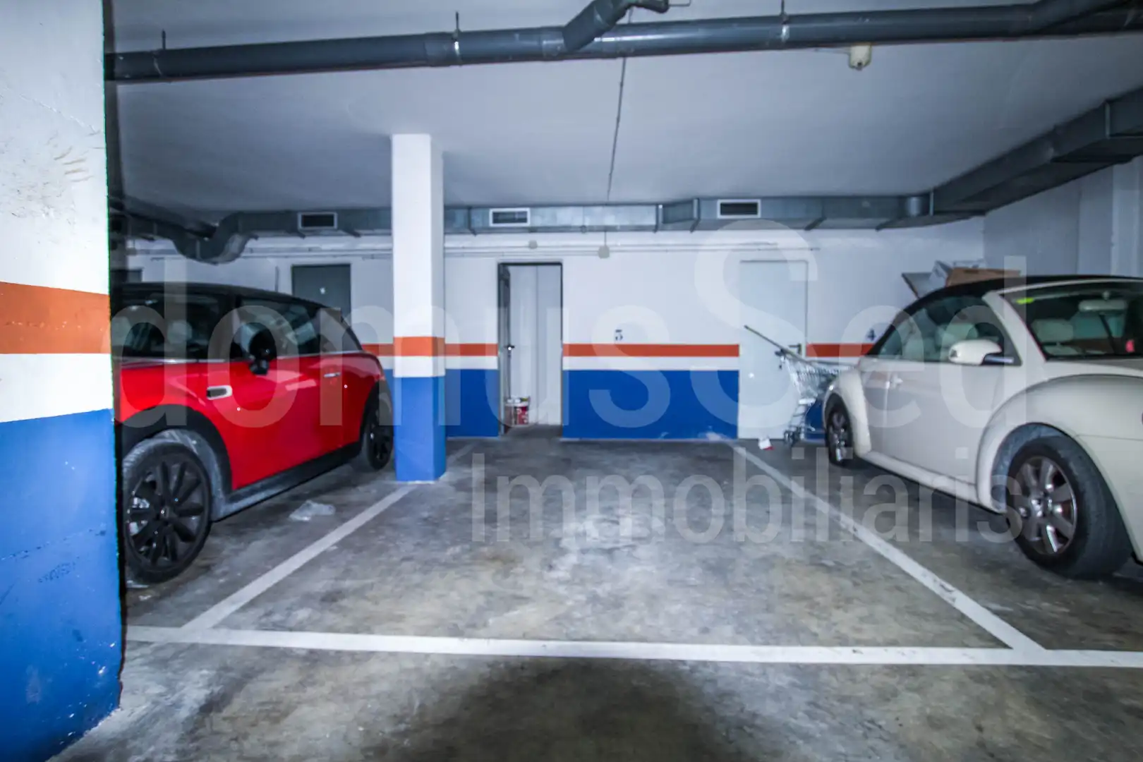 Parking de Piso de alquiler en El Masnou con Aire acondicionado, Calefacción y Parquet
