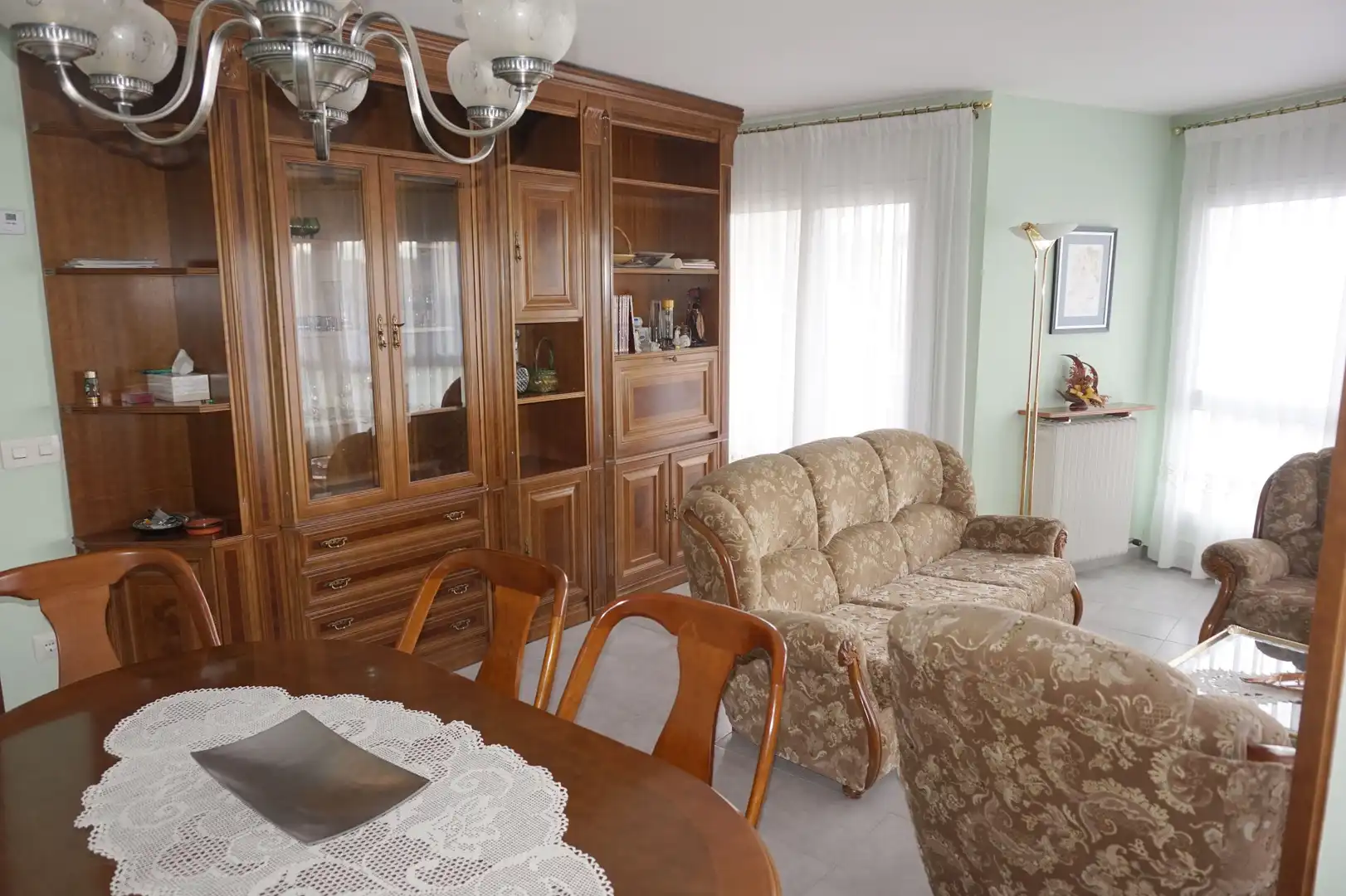 Wohnung zur Miete in Sant Narcís